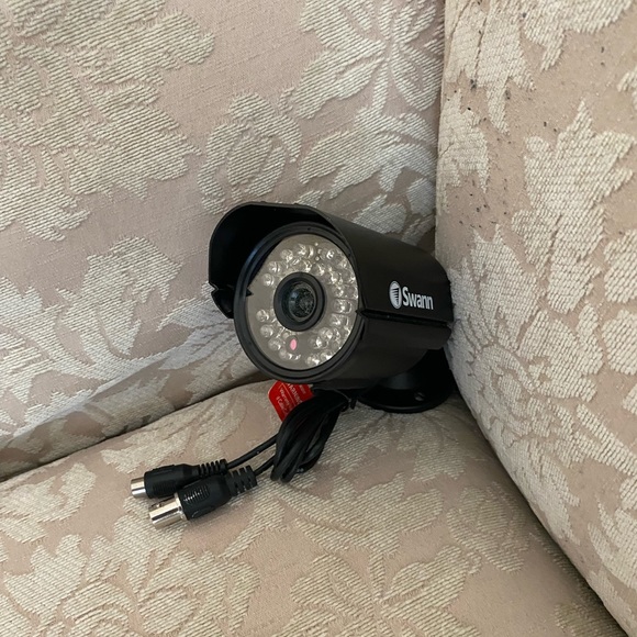 Swann CCTV Security Camera - Picture 9 of 14